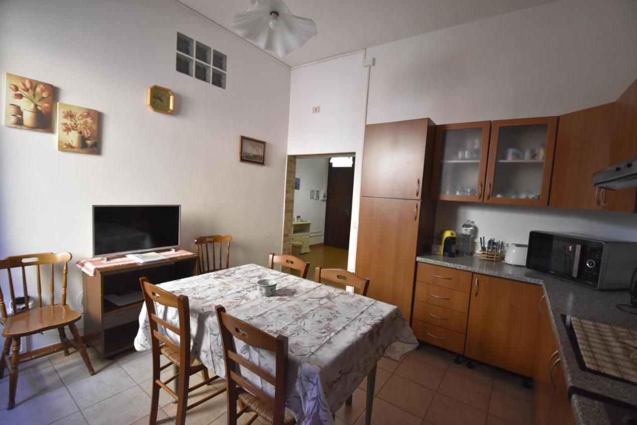 La Casa Di Nonno Apartment Iglesias Exterior photo