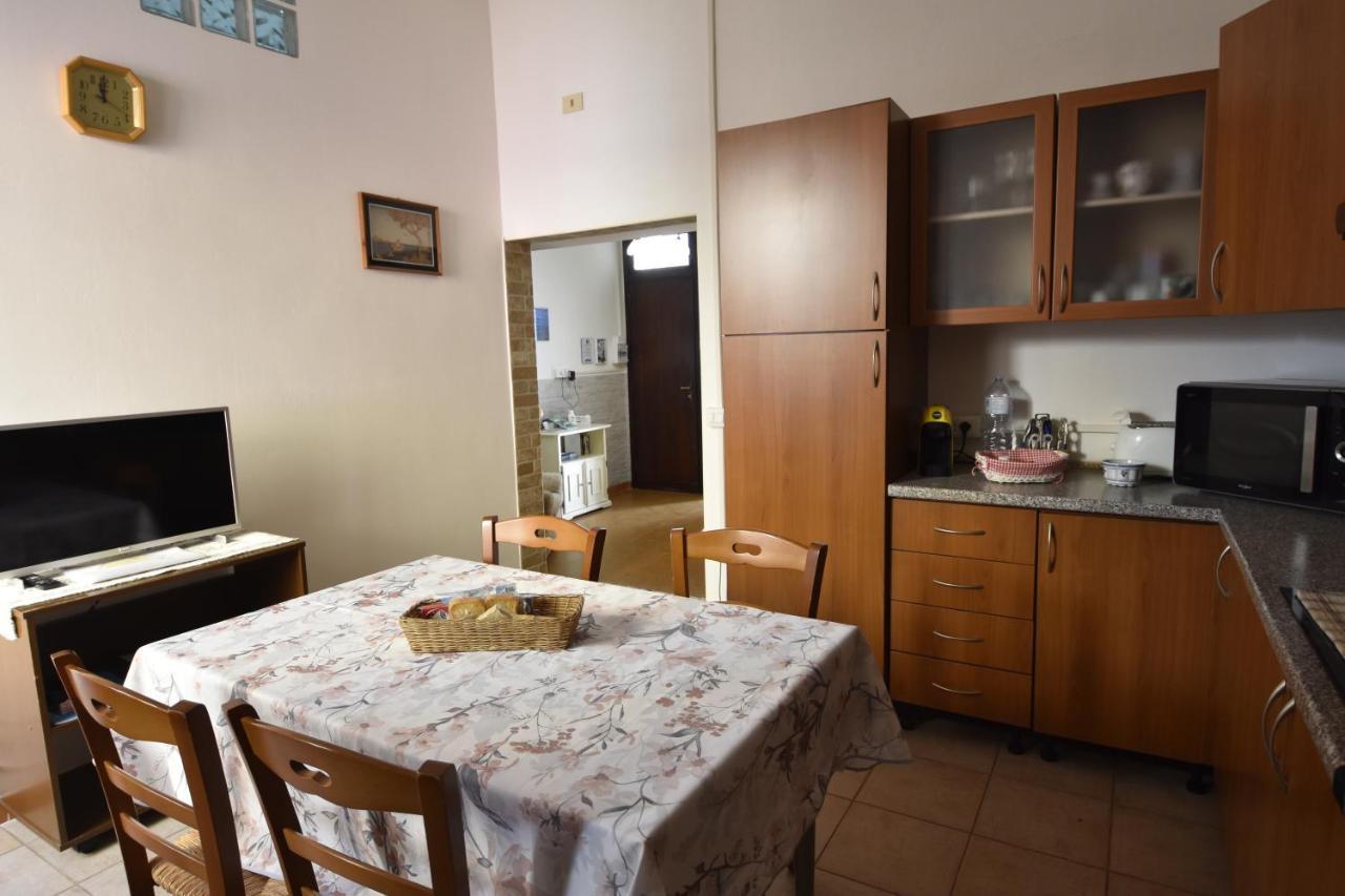 La Casa Di Nonno Apartment Iglesias Exterior photo